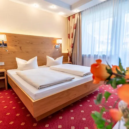 Hotel Arnika Garni 4*